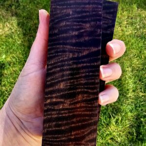 Drewno stabilizowane BL1446 okładki